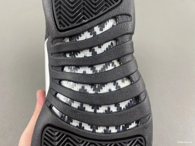 One Kick Jordan 130690-013 The Master Air 12 Retro 0713